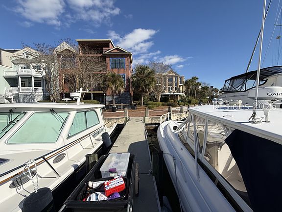 3rd image of J 159 Windmill Harbour Marina