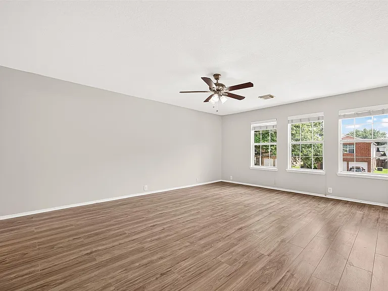 15007 Sugar Sands Dr — Photo 38