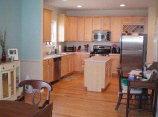 921 Raymond Rd, Charlottesville, VA 22902