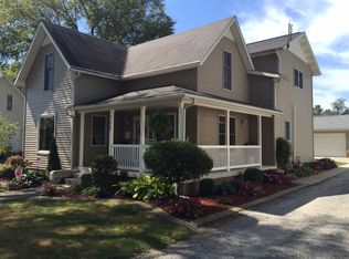 752 S Main St, Nappanee, IN 46550