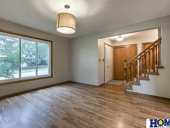 3rd image of 6507 S 32nd St