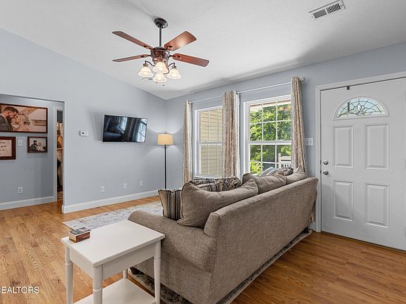5th image of 4603 Aggie Dr