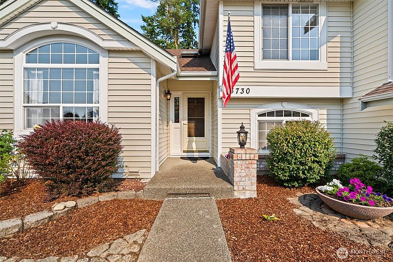 2nd image of 13730 Connor Loop NW