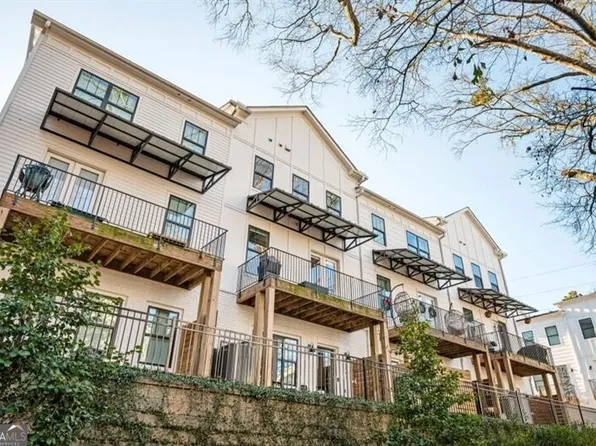 2003 Mahogany Ln NW, Atlanta, GA 30318