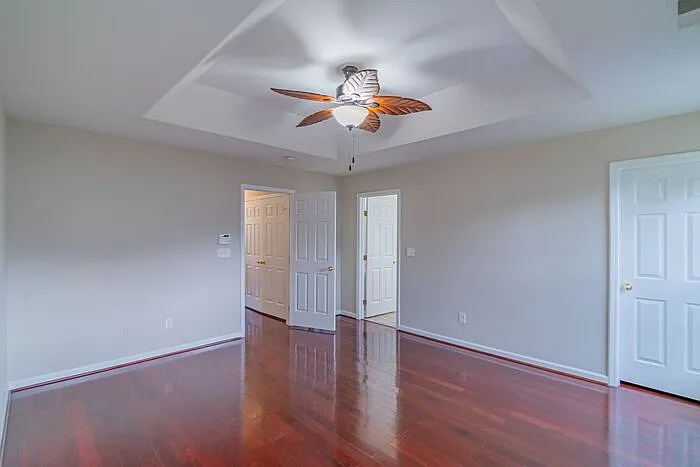 4057 Buckingham Dr — Photo 10