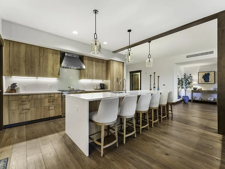 17 Beach Club Dr #220 — Photo 8