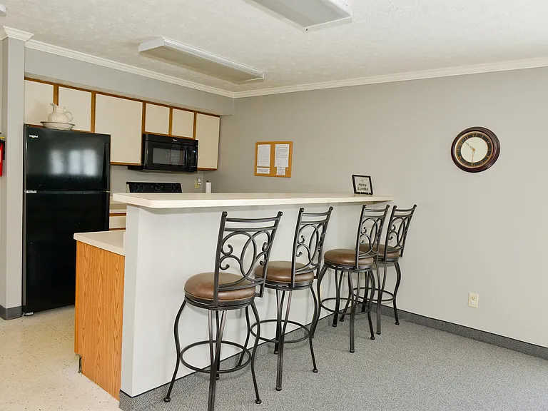 3851 Grand Oak Pl #4 — Photo 9