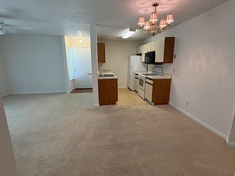 8861 Barkwood Dr — Photo 9