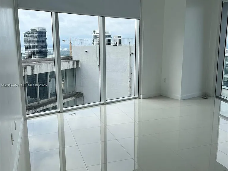 475 Brickell Ave #5508 — Photo 2