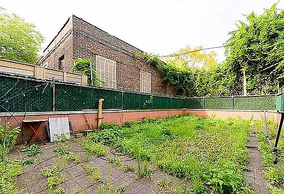 2nd image of 24 Suydam Pl APT 4