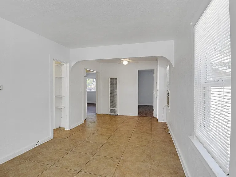 669 California St — Photo 13