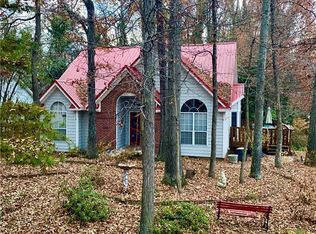 422 Shadybrook Rd, High Point, NC 27265