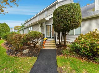 73 Oceanwoods Dr, North Kingstown, RI 02852