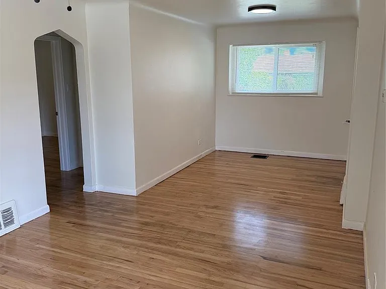 3508 Leyden St — Photo 3