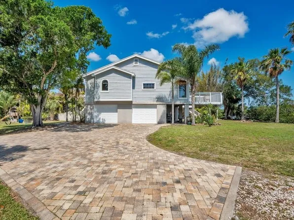 3858 Shore Blvd, Oldsmar, FL 34677