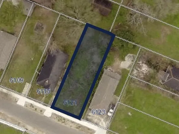 6121 N Roman St, New Orleans, LA 70117