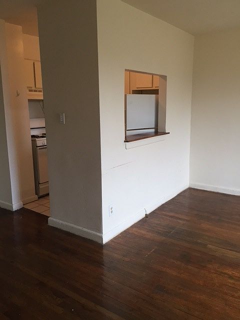 2nd image of 85 N Long Beach Ave