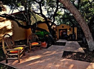 18 Horseshoe Cyn, San Antonio, TX 78258
