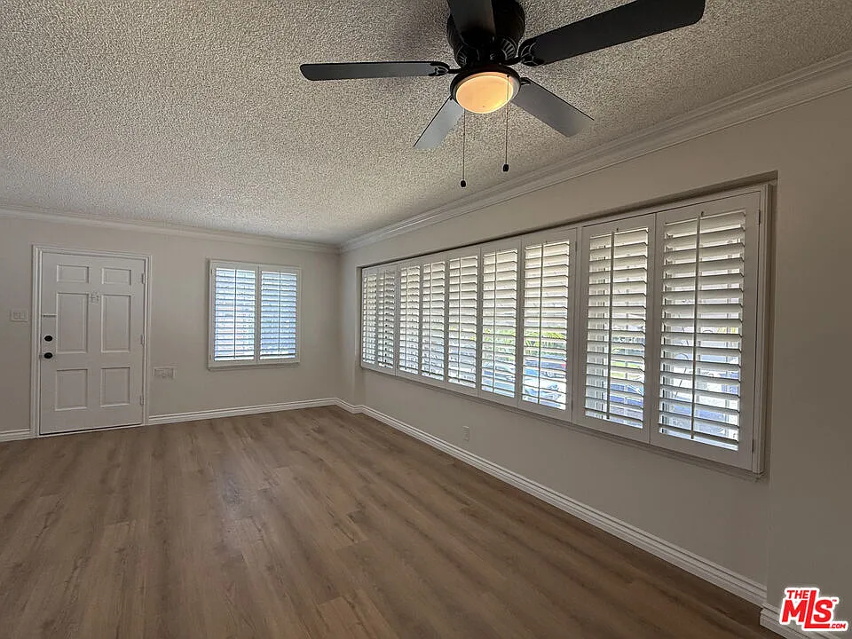 2 bed, 1.0 bath, 1087 sqft, $3,100 — Photo 4