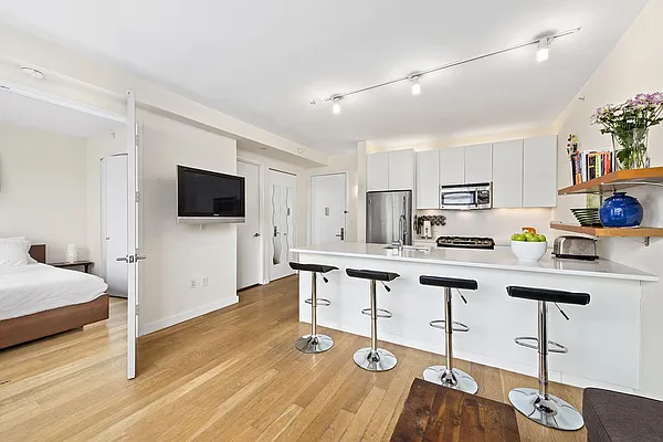 Sold by Corcoran | media 12