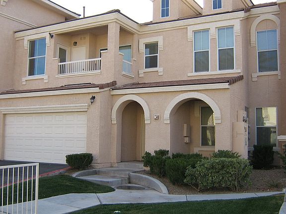 Upper Unit 2 Balcony