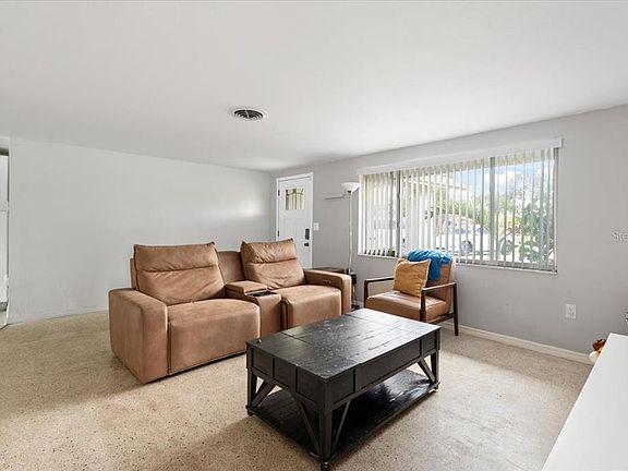 5th image of 4508 Pompano Rd
