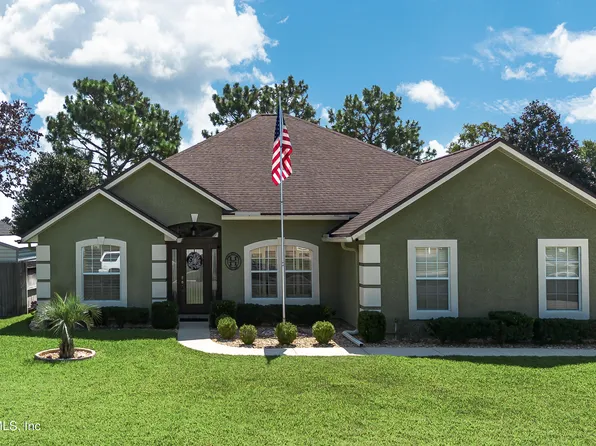 3748 SOUTHBANK Circle, Green Cove Springs, FL 32043
