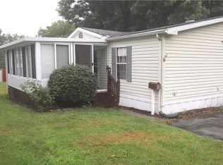 6 Easy St, Rochester, NY 14625