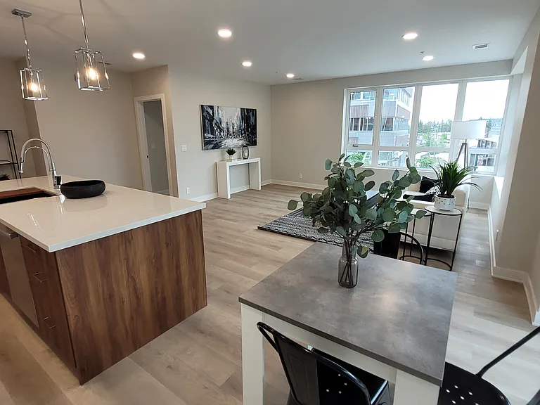 4030 University Ave NW — Photo 91