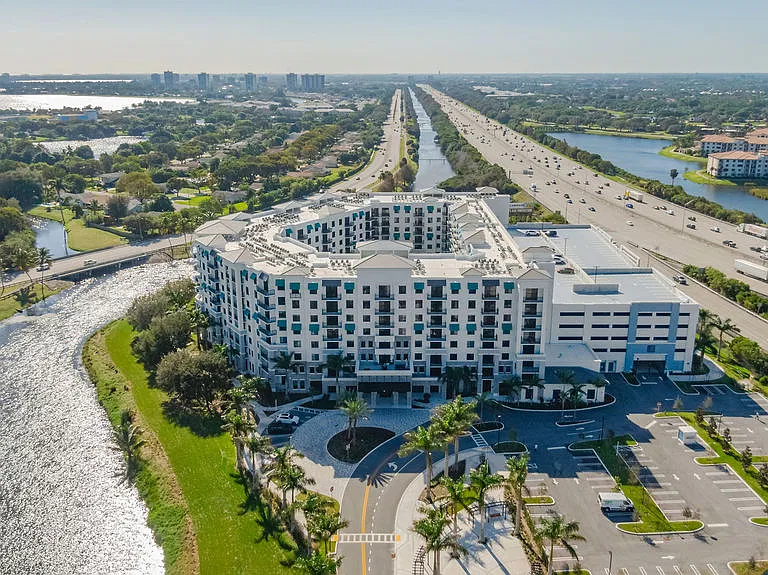 Riverstone Palm Beach — Photo 2