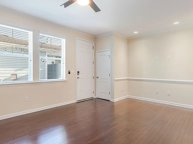 1845 Culbertson Ave — Photo 10