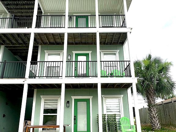 3rd image of 4935 Beach Dr