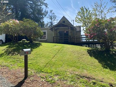 895 E 11th St, Coquille, OR, 97423