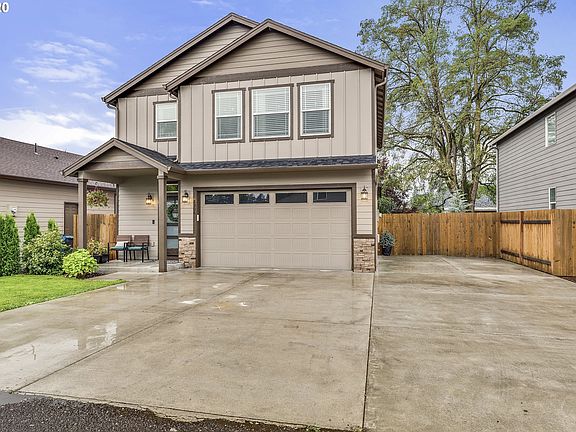 2nd image of 8308 NE 157th Ave