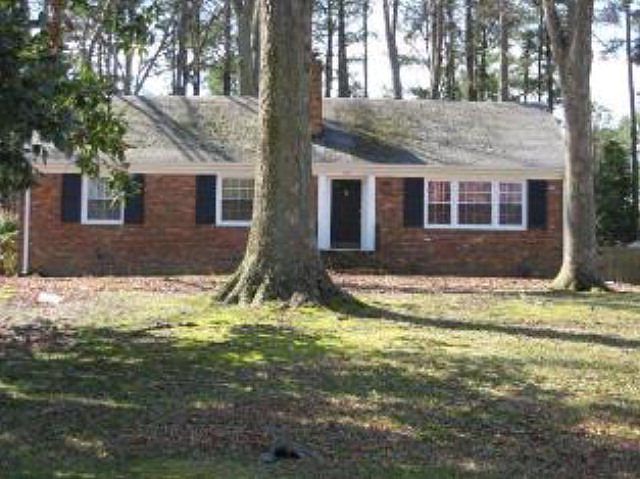 2nd image of 1715 Meadowbrook Ln W