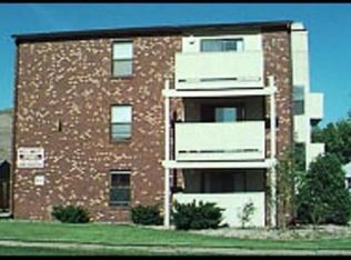 810 S Oak St, Champaign, IL 61820