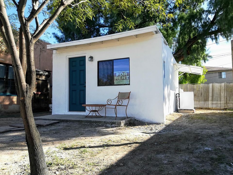 1st image of 224 E 19th St Studio B