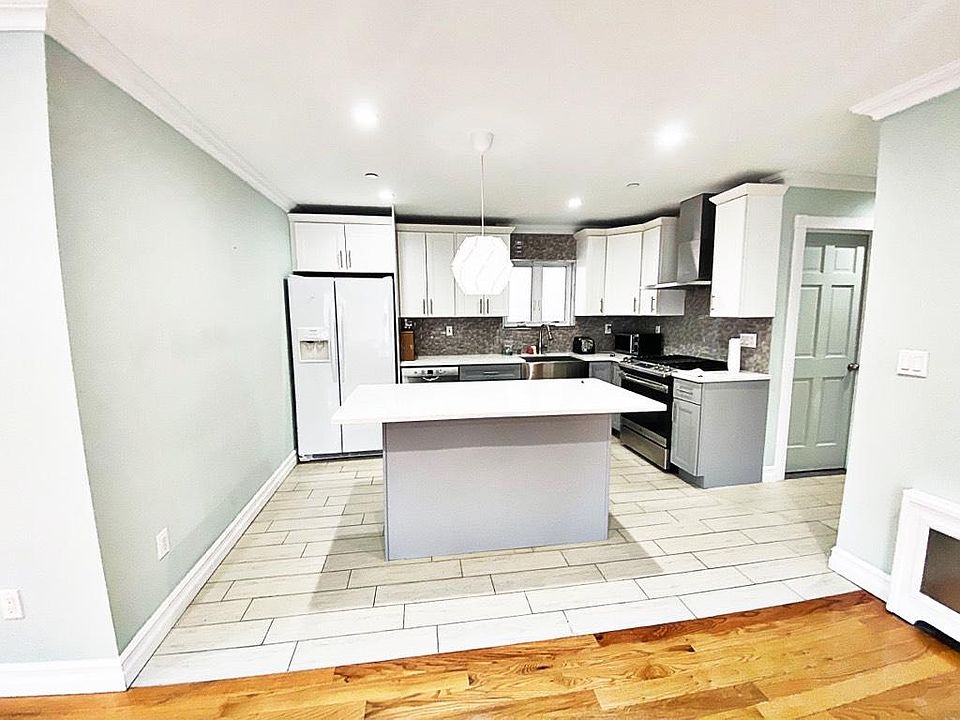 1st image of 2720 Harway Ave Floor 2