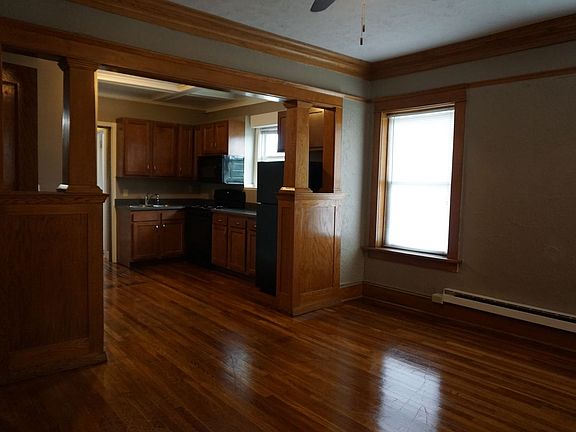 2nd image of 1729 K St #1729-K-3