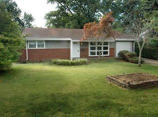 816 Garden City Dr, Monroeville, PA