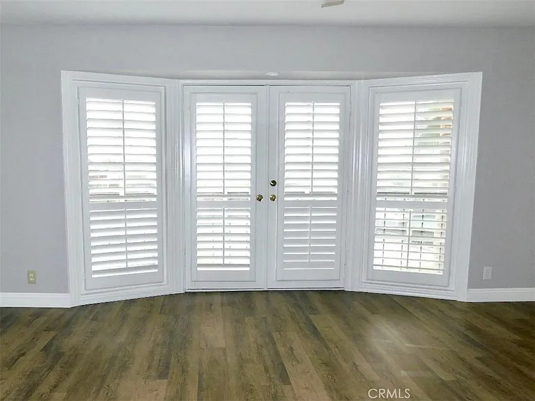 814 Cliff Dr — Photo 12