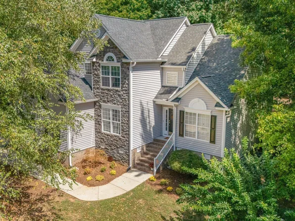 2302 Old Forest Dr, Hillsborough, NC 27278