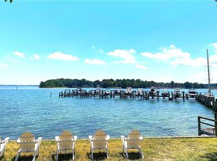 65 Oyster Shell Rd APT 8, Deltaville, VA 23043