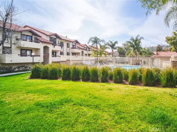 27930 Tyler Ln Unit 401, Santa Clarita, CA 91387