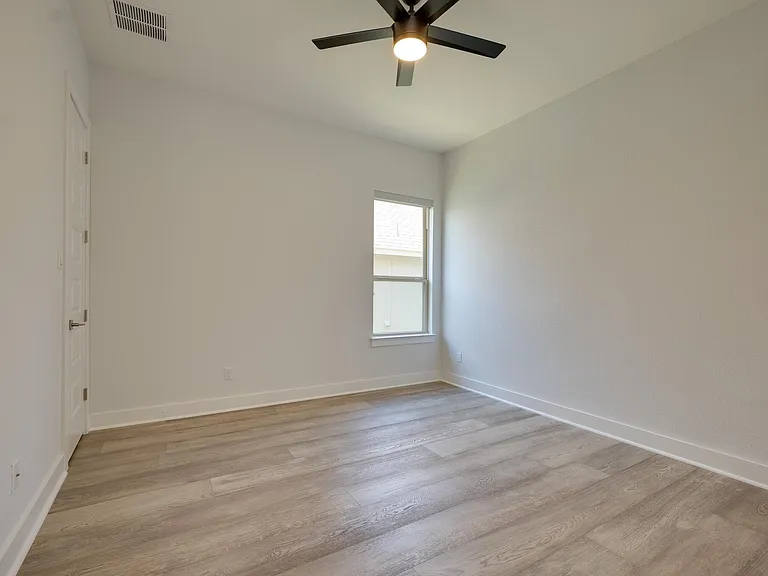 523 Baldovino Skyway — Photo 29