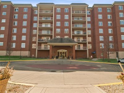 8340 Callie Ave Unit 402, Morton Grove, IL, 60053