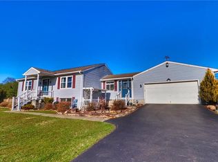 396 Pulaski Rd, Pulaski, PA 16143