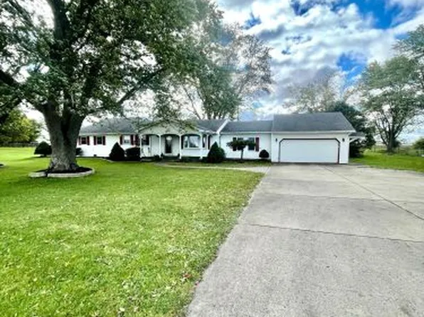 5812 Us Highway 22 SE, New Holland, OH 43145