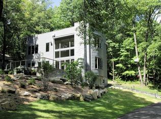 60 Miller Hill Woods Ct, Kent Lakes, NY 10512