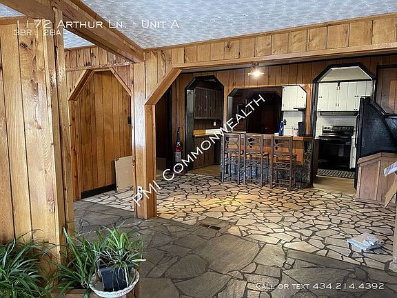 2nd image of 1172 Arthur Ln Unit A
